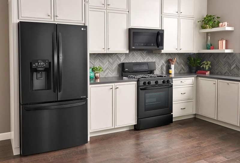 LG Matte Black Kitchen Appliances Makes Life a Lot Easier. Learn How at DadBlogsAbout.com